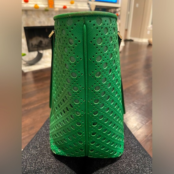 KATE SPADE Newbury Lane Caining Romy Green Perforated Leather Shoulder Satchel - Picture 16 of 17